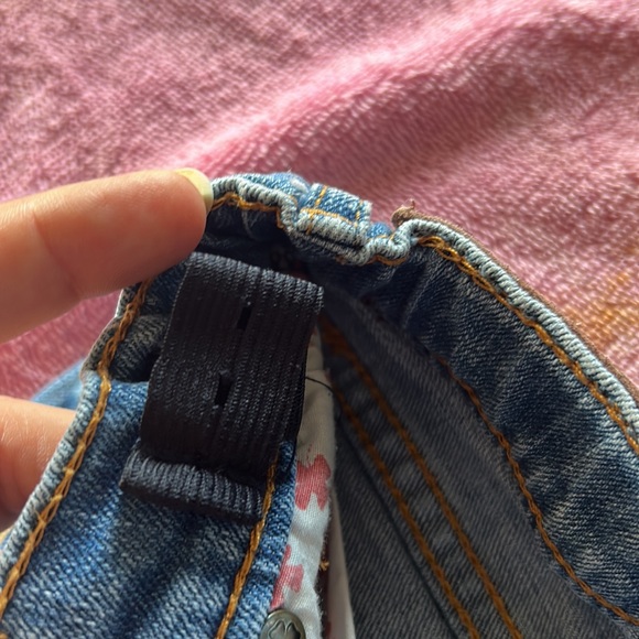 Kids size 4 π Lucky Brand jean shorts. Gently used. Very cute and soft. - Picture 7 of 8